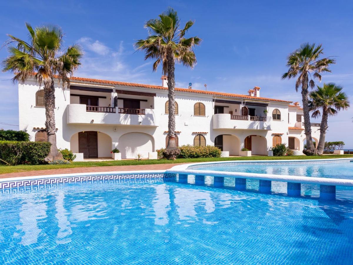 Nueva Playa-1 *