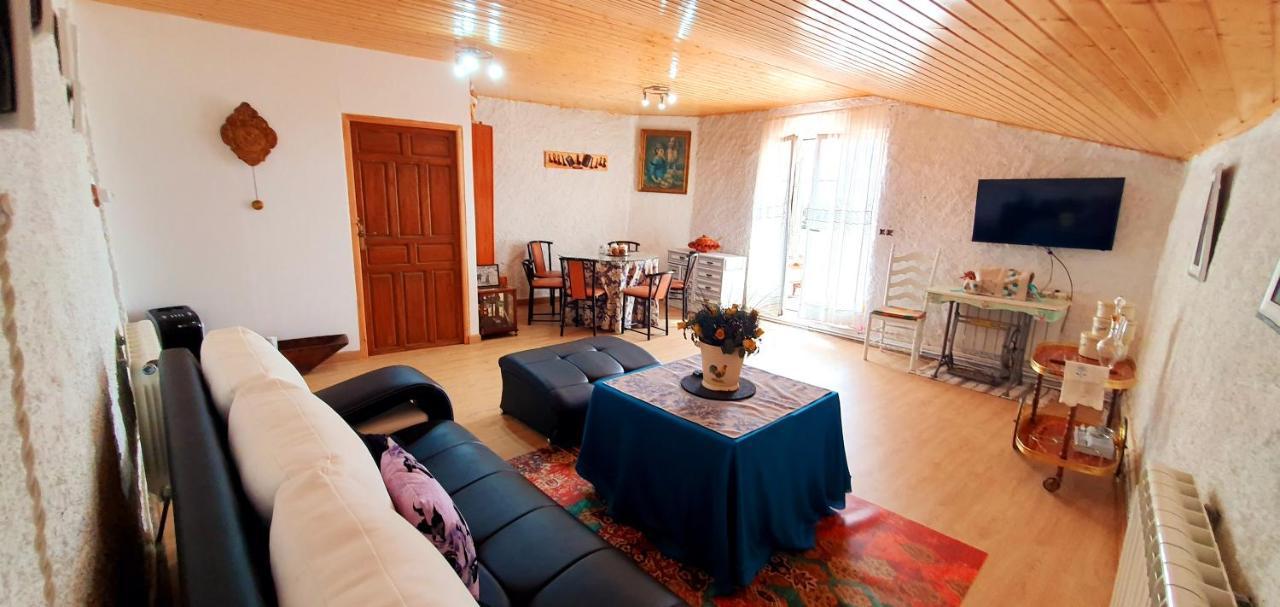 Сasa de vacaciones Charming House In De La Ribera *