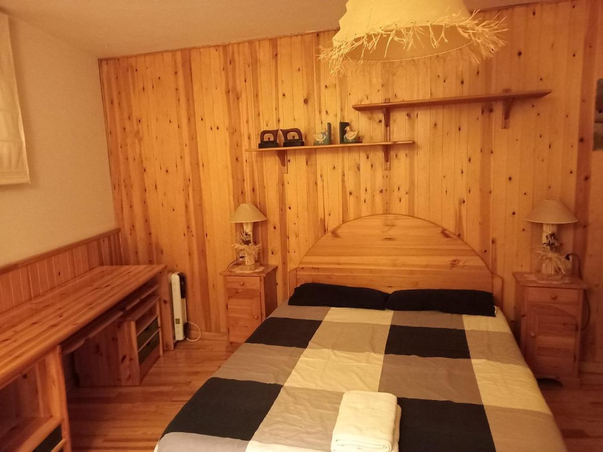 Acogedor En * Rialp