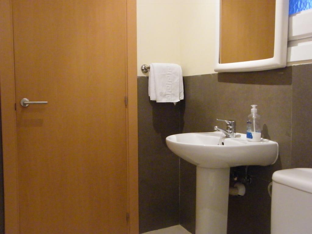 Pension Corona Zaragoza