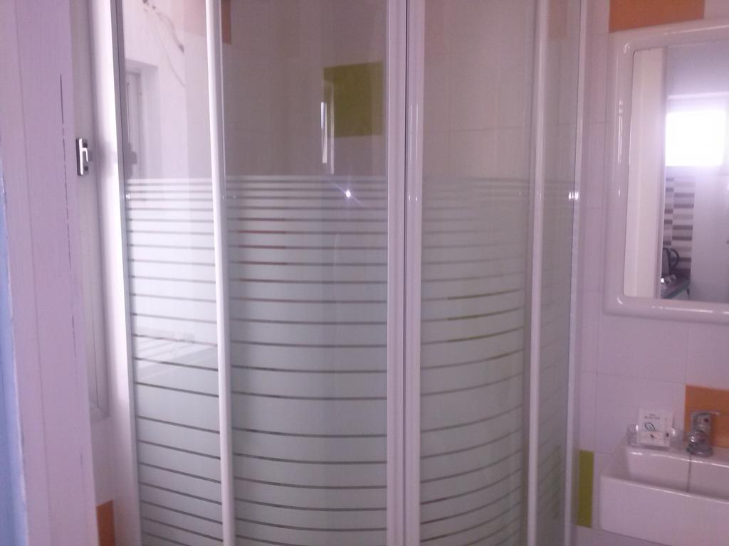 Pensión Aire De Conil-casa De Huespedes-guest House