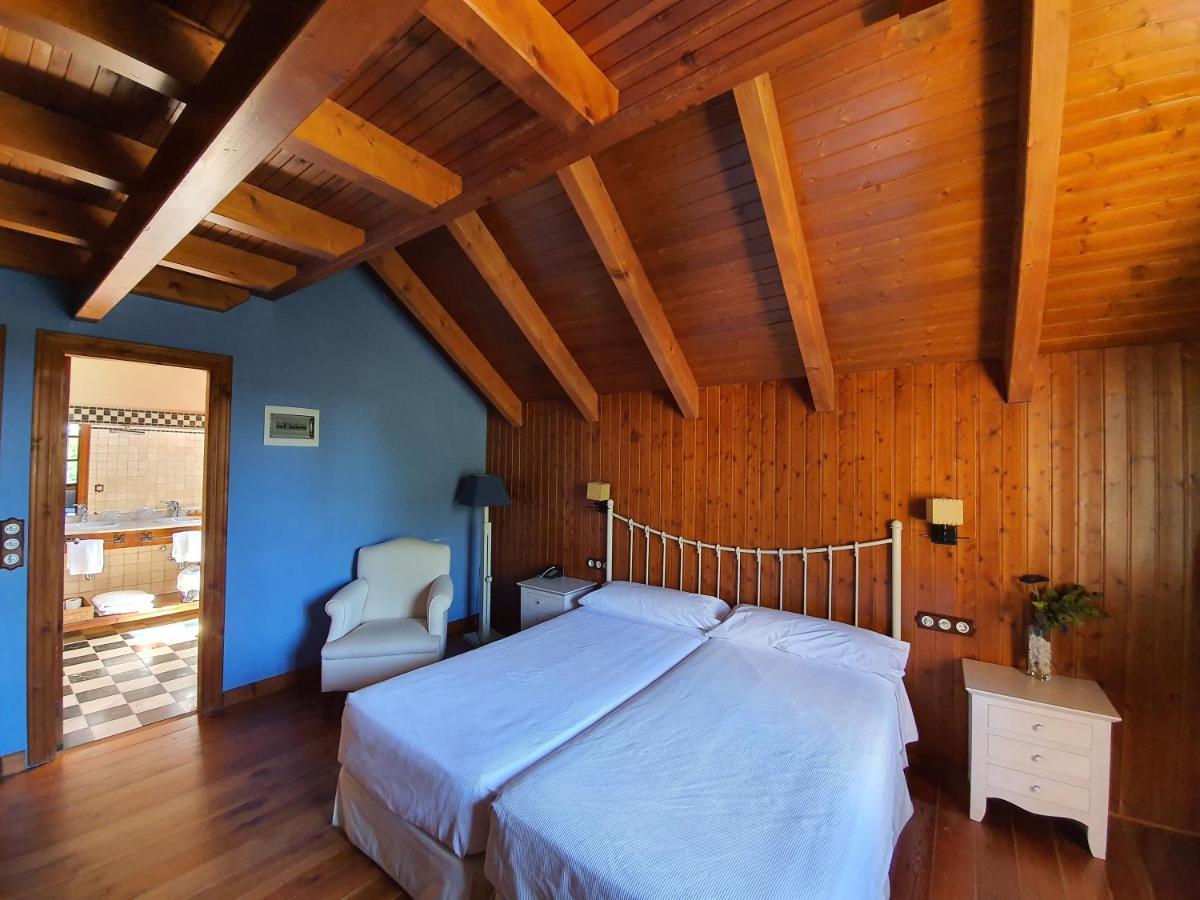 Hotel Tierras De Moya