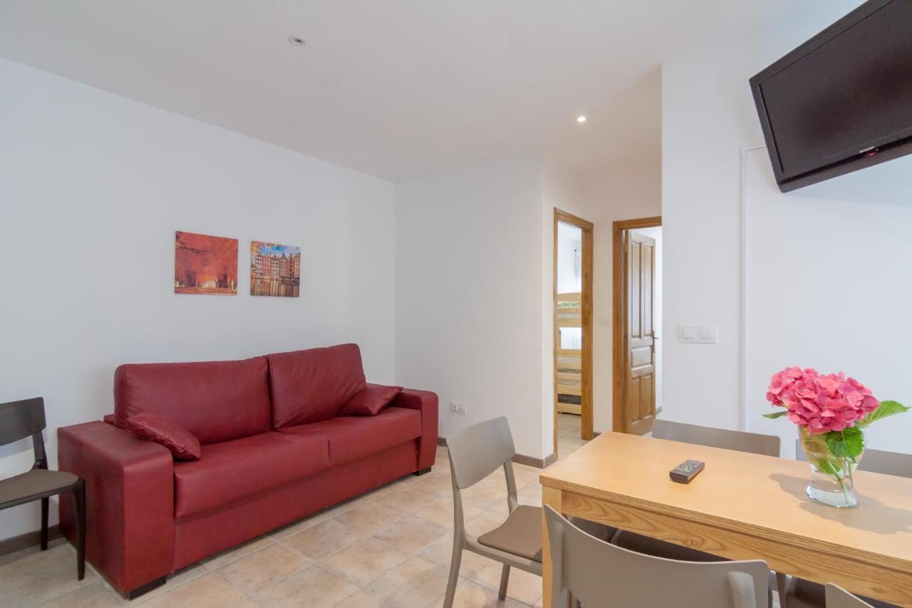 Lcm Apartment *