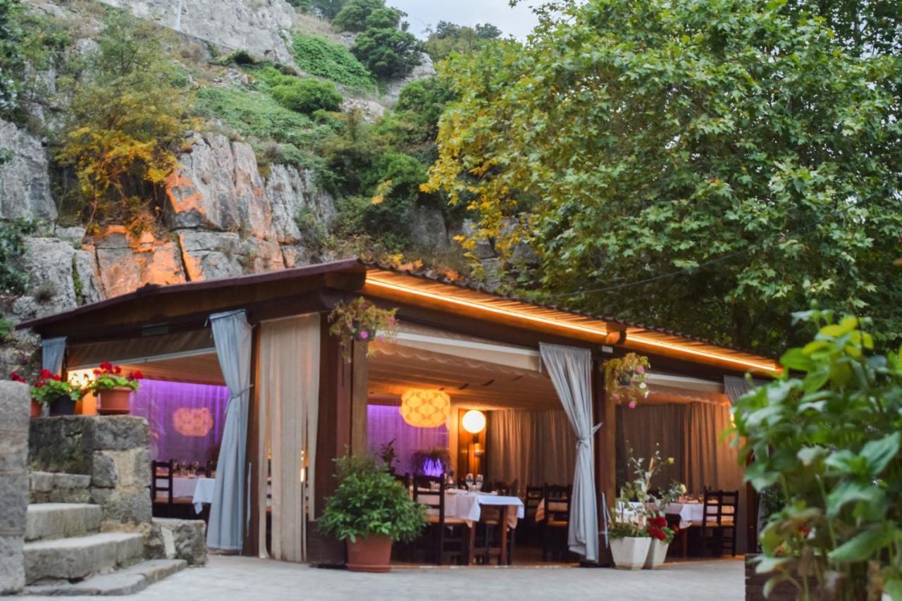 Casa Banys * L’Avellà