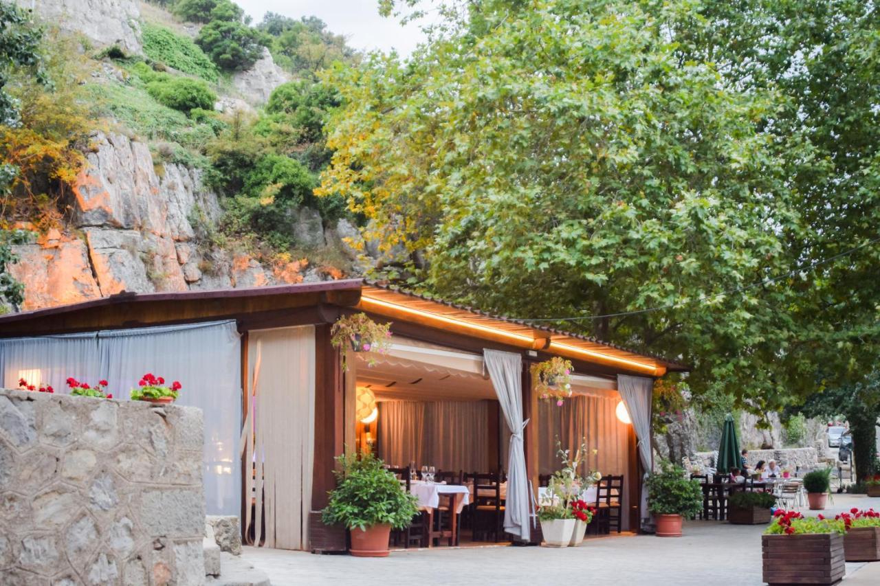 Casa Banys * L’Avellà