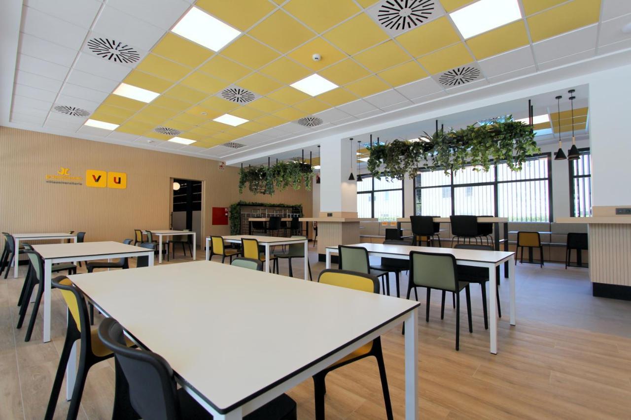 Y Congresos - Universitaria Resort