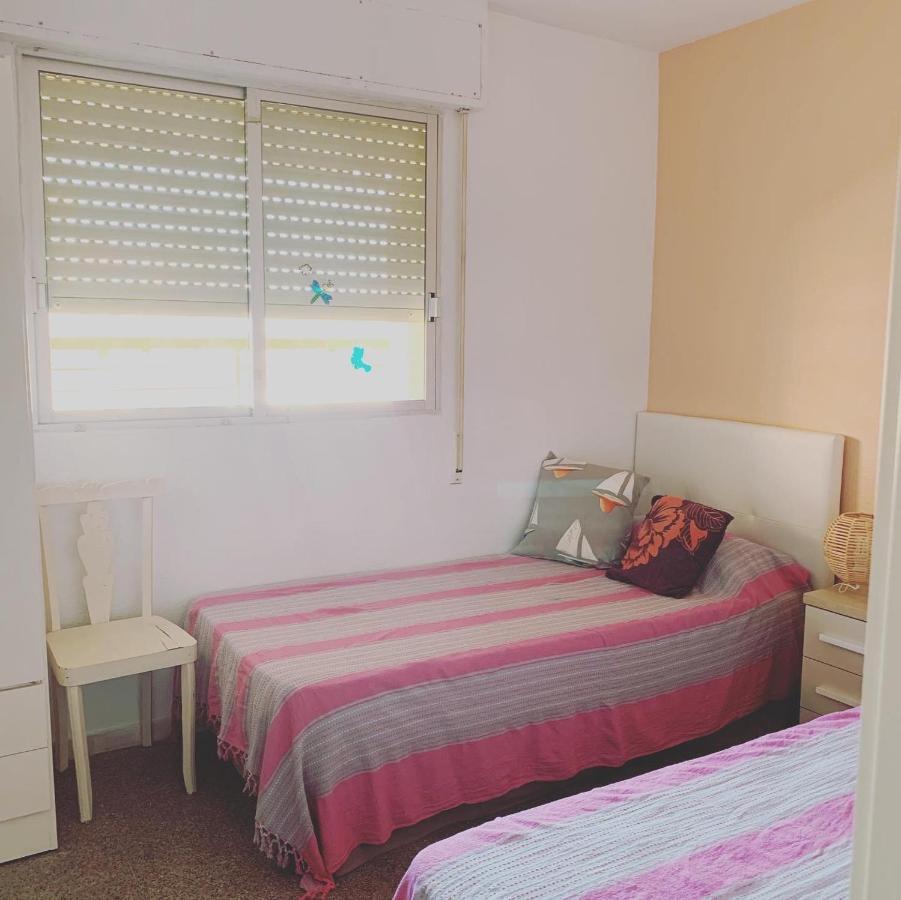Apartamento El Pisito De Otelo Junto A La Playa.
