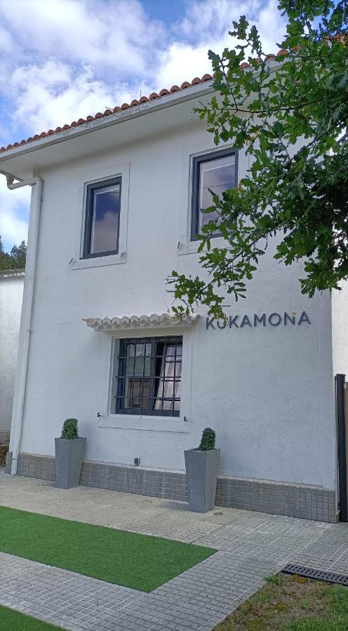 Kukamona Сasa de vacaciones O Pino