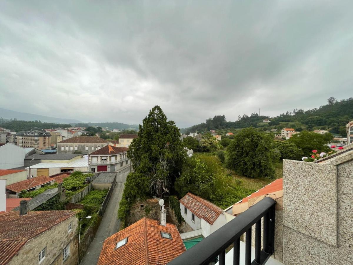 Altamira Caldas De Reis