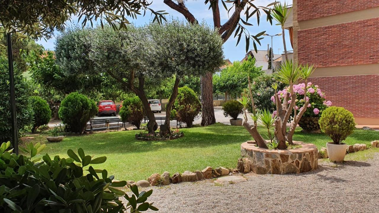 Junto Al Mar Con Jardin Comunitario Y Parking Apartamento