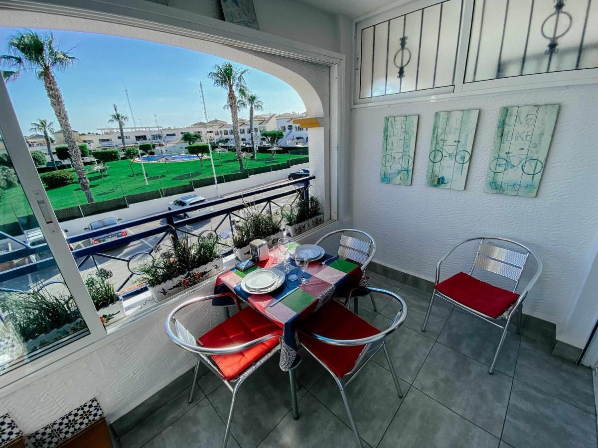 Apartamento Stunning 2 Bedroom With Pool View