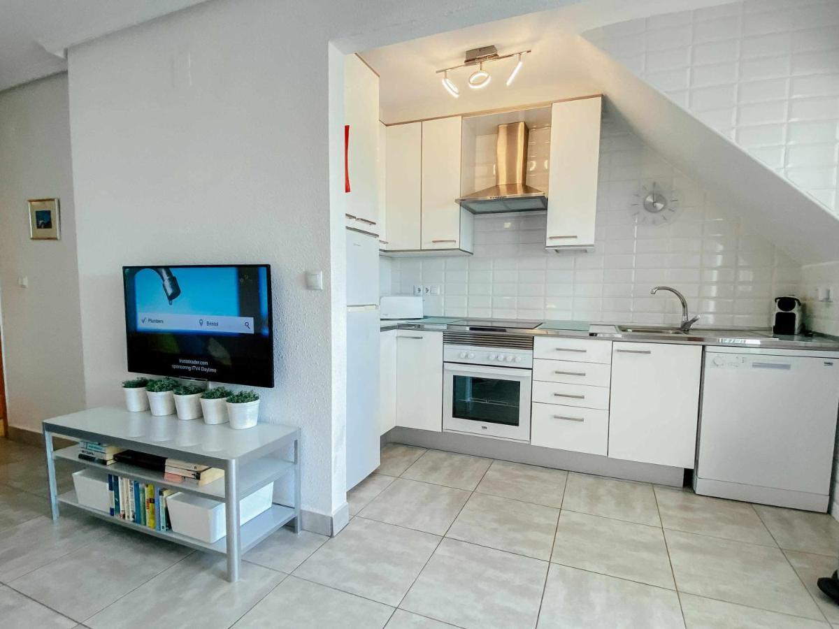 Apartamento Stunning 2 Bedroom With Pool View Alicante