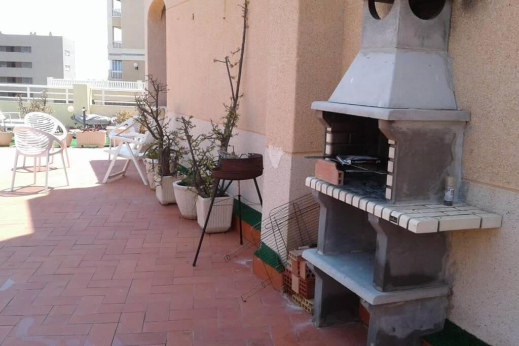 Aurora Beachhouse 300m From The With Large Beaitiful Terrace Arenales del Sol