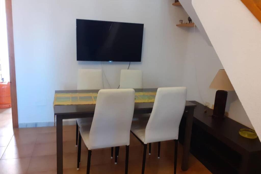 Aurora Beachhouse 300m From The With Large Beaitiful Terrace * Arenales del Sol