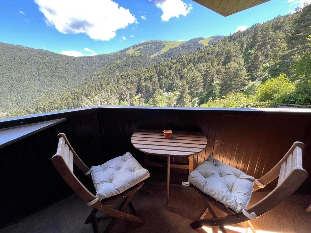 A La Molina, Grans Vistes, Llar De Foc
