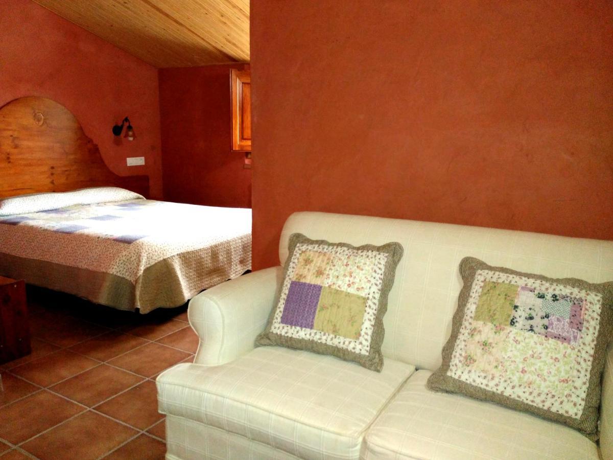 Masia Rovira Villa