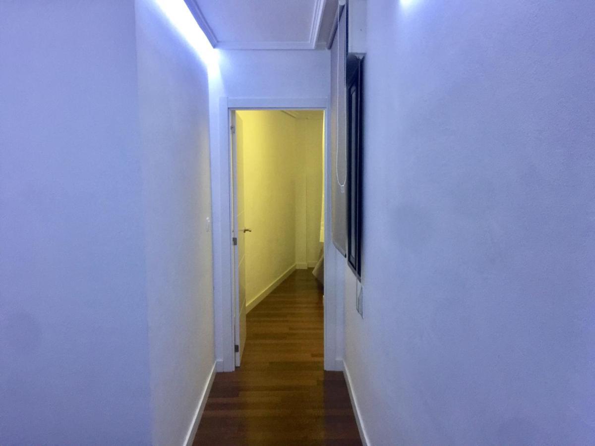 Piso Plaza Del Ayuntamiento Apartment *