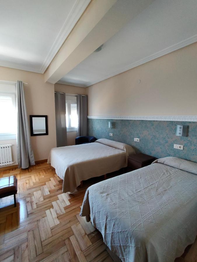 Hotel Rompeolas Baiona