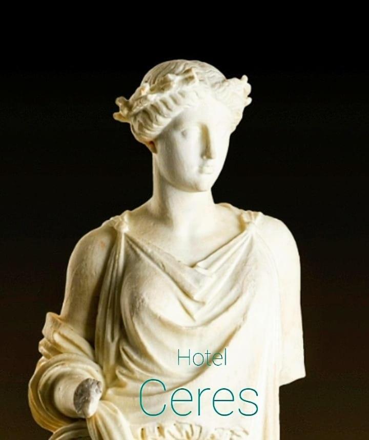 Ceres Hotel 3*