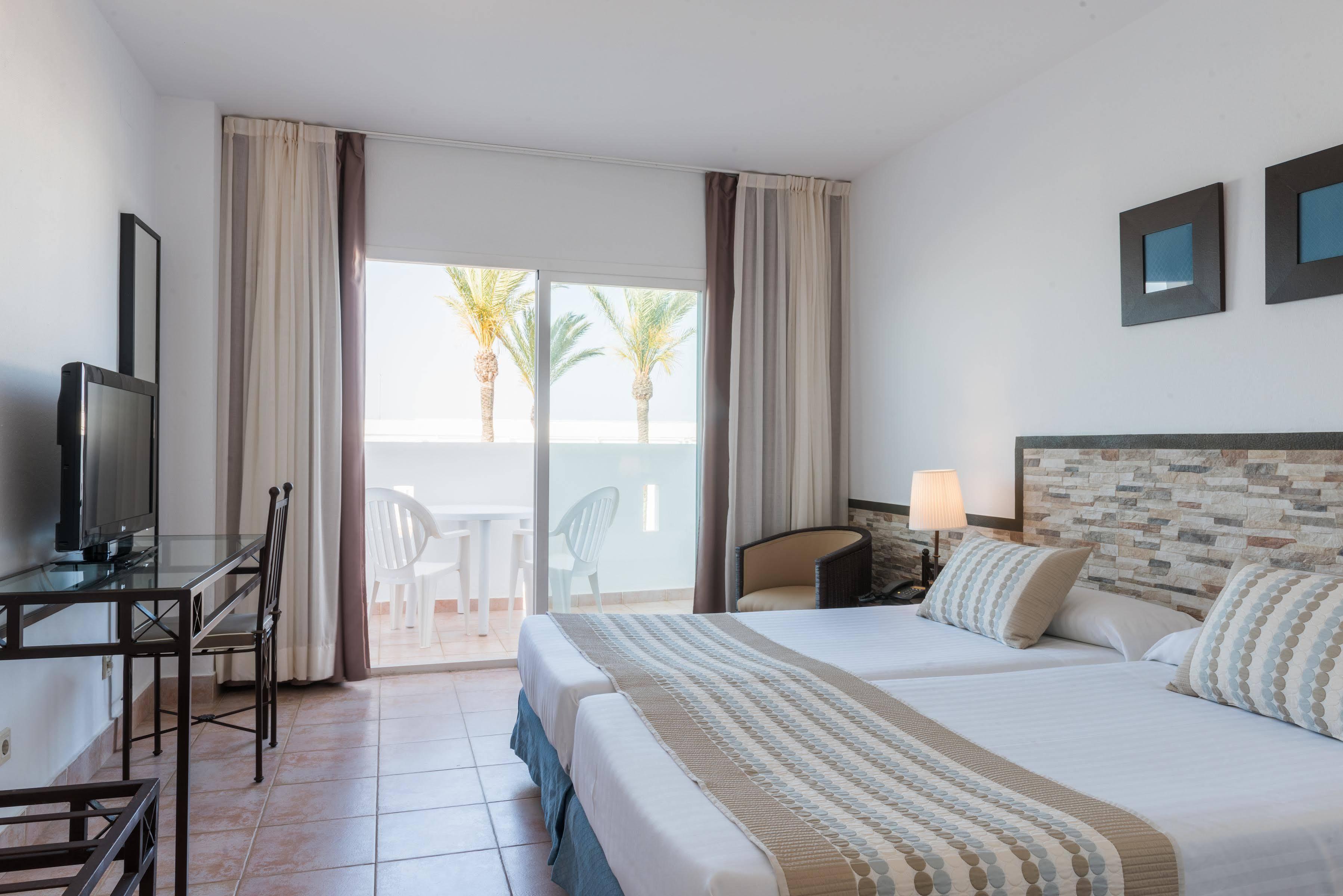 Hotel Fergus Conil Park Conil De La Frontera