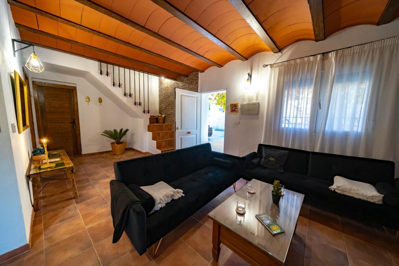Casa Flores * Tijola (Almeria)