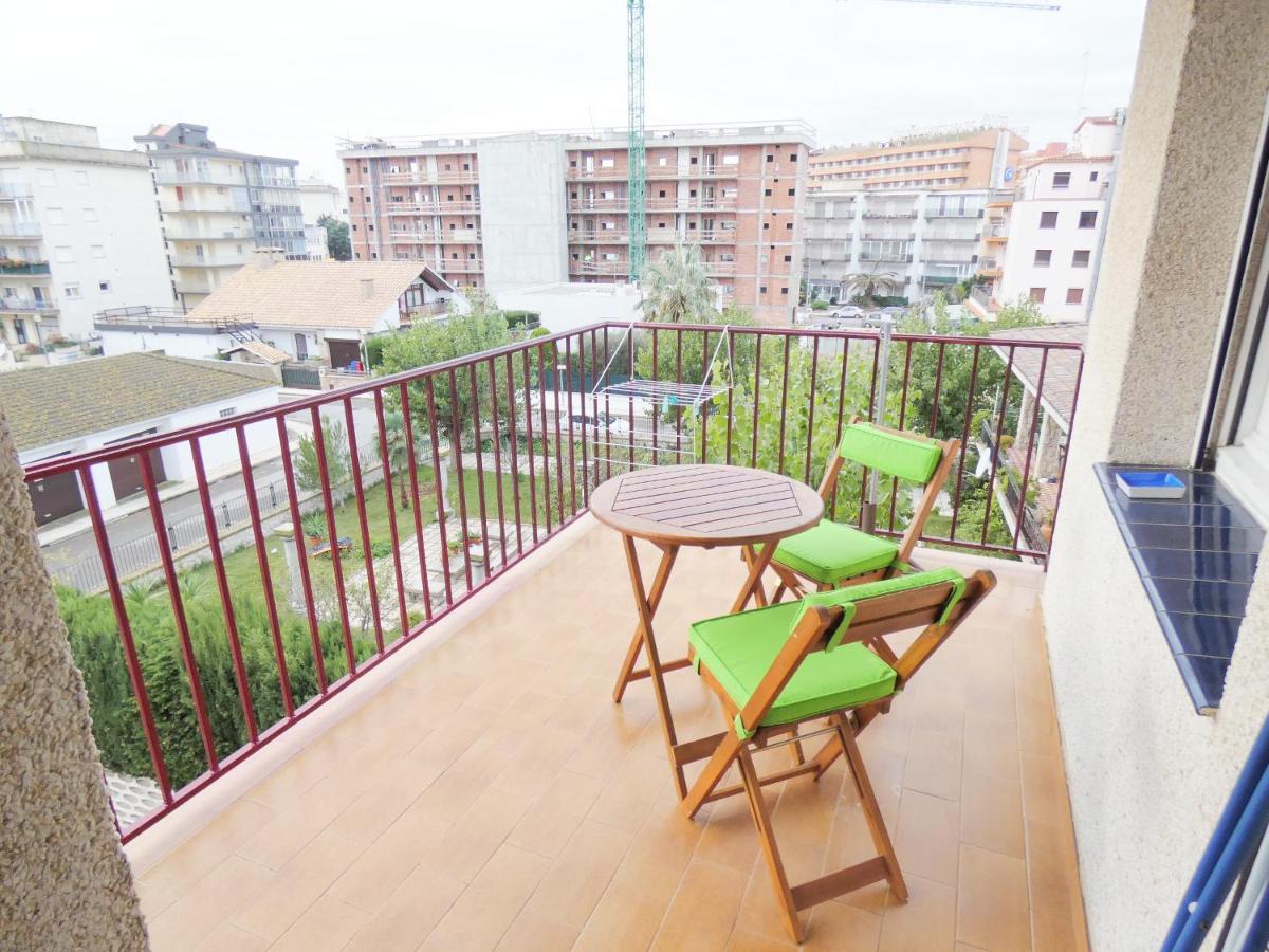 La Platja 3c Apto. Con Un Dormitorio, 200m Playa Y Plaza De Parking Rosas
