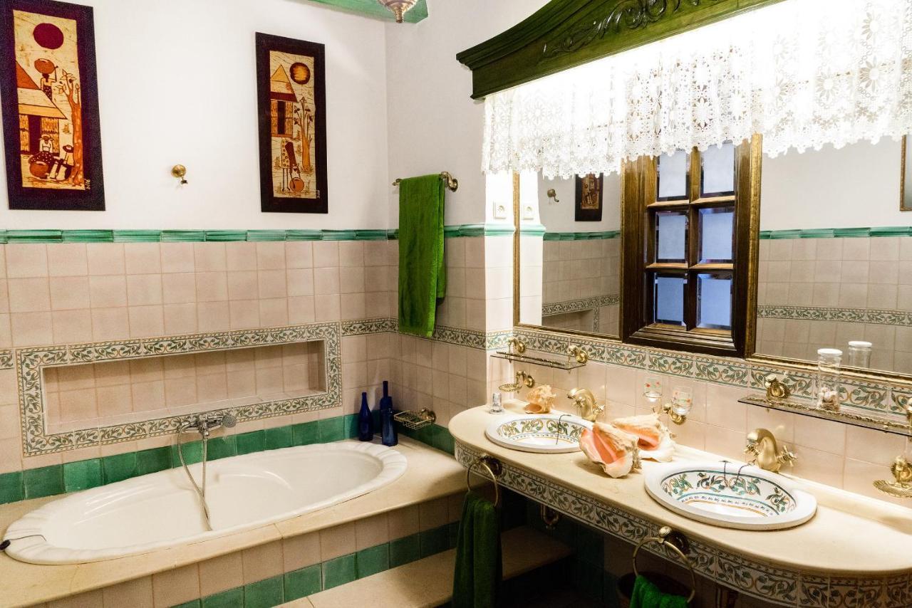 La Casa Del Obispo Holiday home *