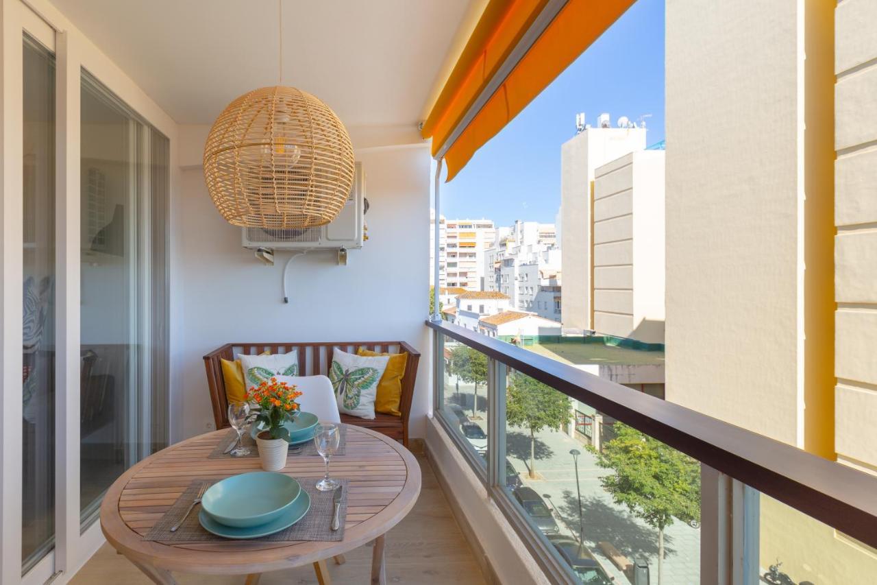 Junto Al Faro .marbella Centro.vistas Mar Y El Puerto. Apartment