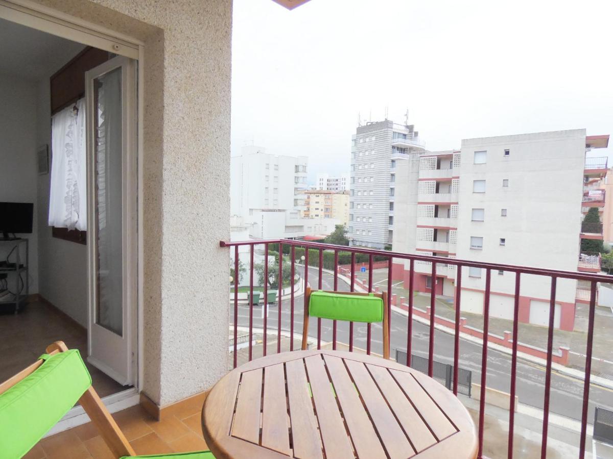 Apartamento La Platja 3c Apto. Con Un Dormitorio, 200m Playa Y Plaza De Parking Rosas