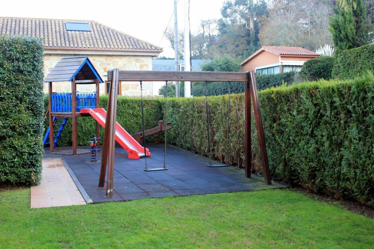 Con Terraza Y Piscina, *