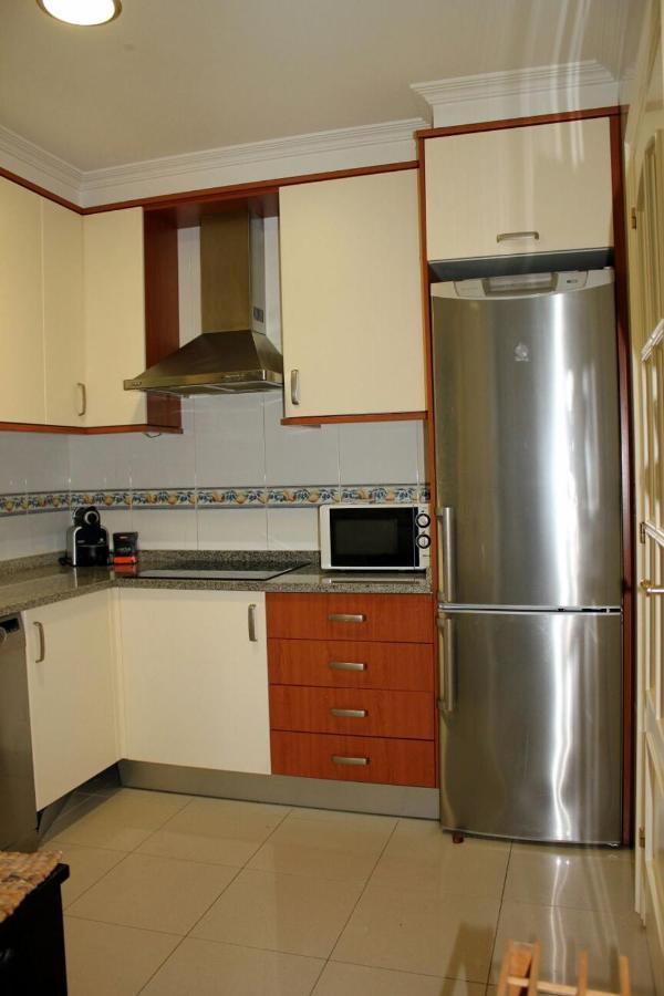 Apartamento Con Terraza Y Piscina, *
