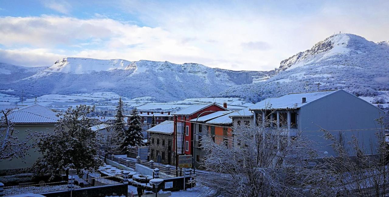 Velasco Jauregia-sierra De Sueños Apartamento