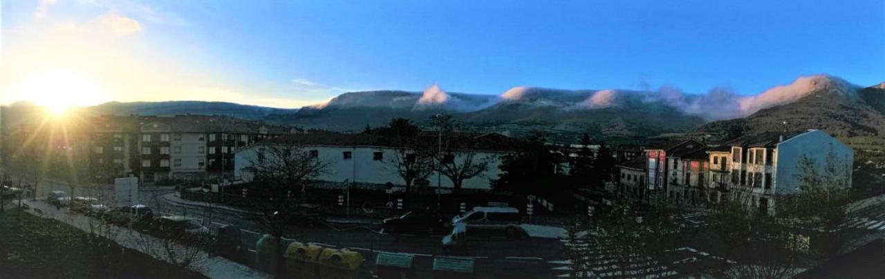 Velasco Jauregia-sierra De Sueños