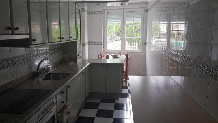 Albergue En Playa De Quenxe