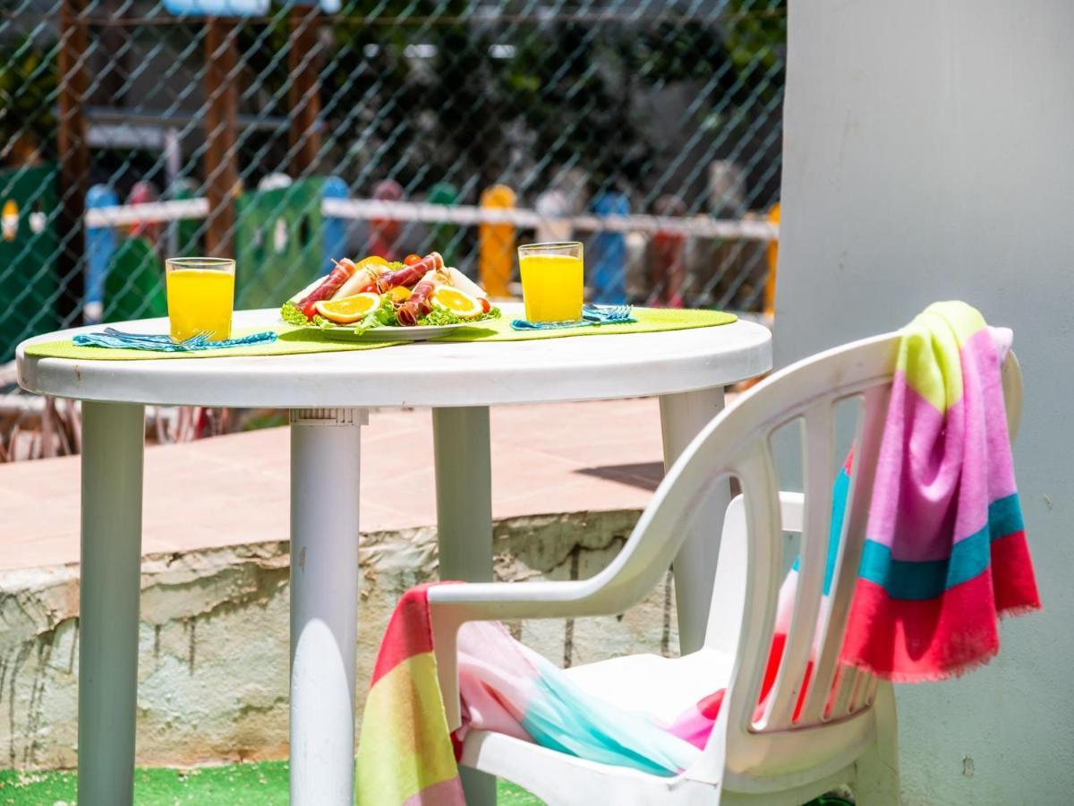 101 Bright, Pool View And Air Conditioning * Playa de las Americas (Tenerife)