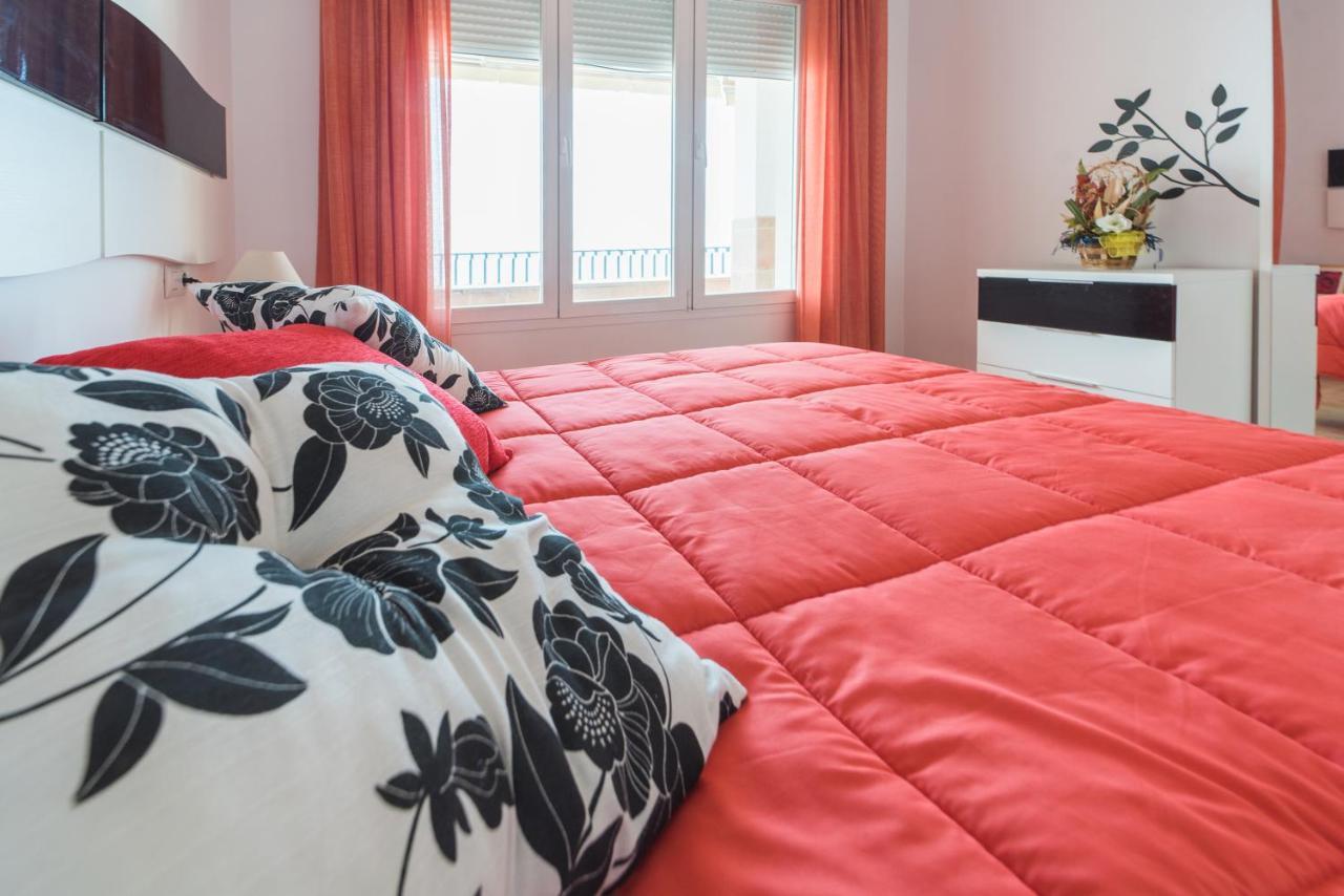 Expoholidays-ático Primera Línea Aguadulce Apartamento *