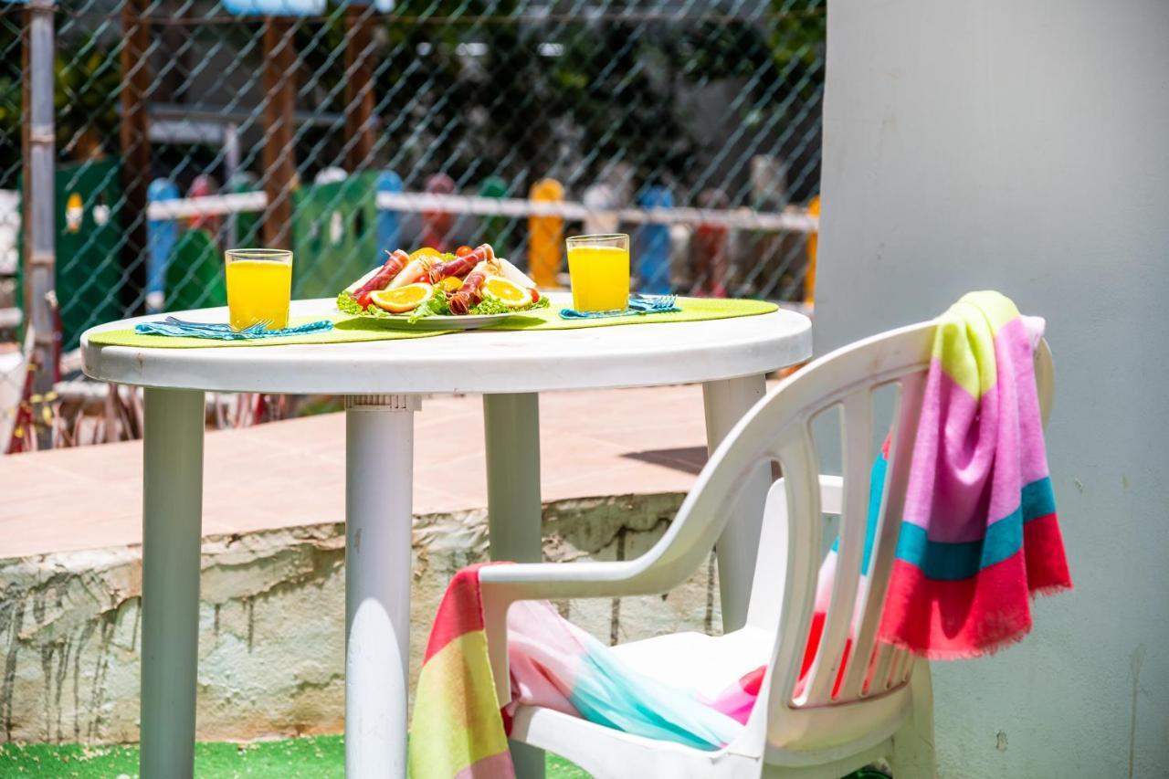 101 Bright, Pool View And Air Conditioning * Playa de las Americas (Tenerife)