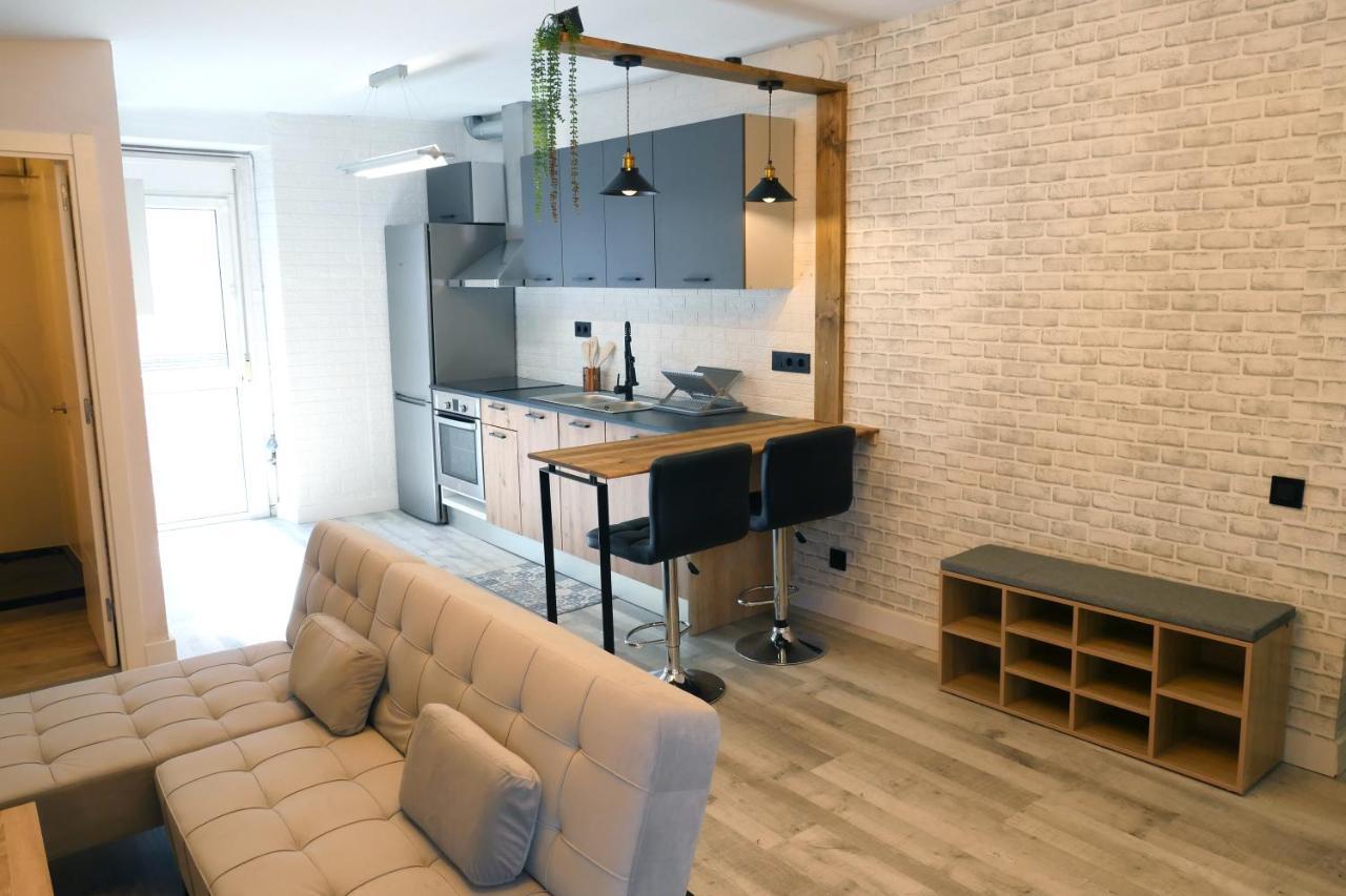 Rita, Ideal Per A Dos Apartamento
