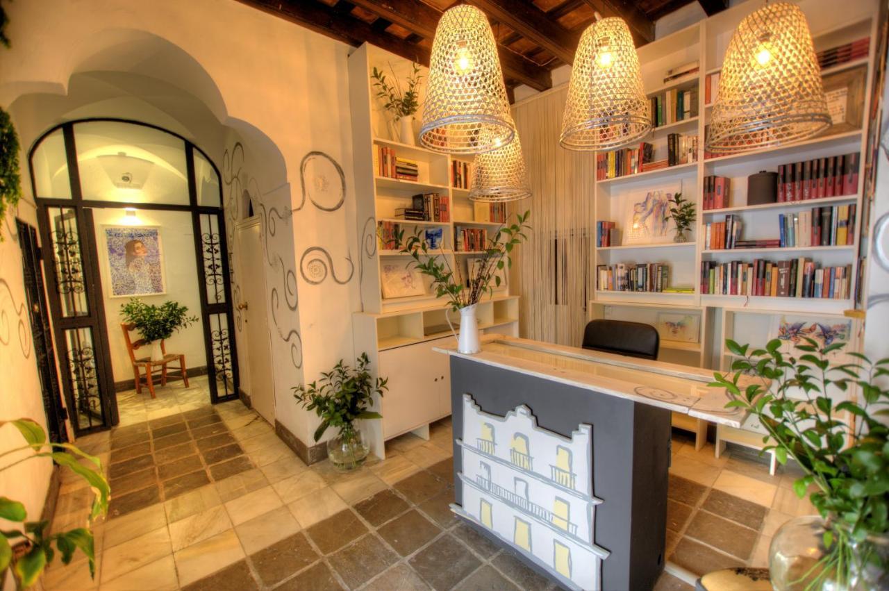 La Casa De La Favorita Hotel 2*