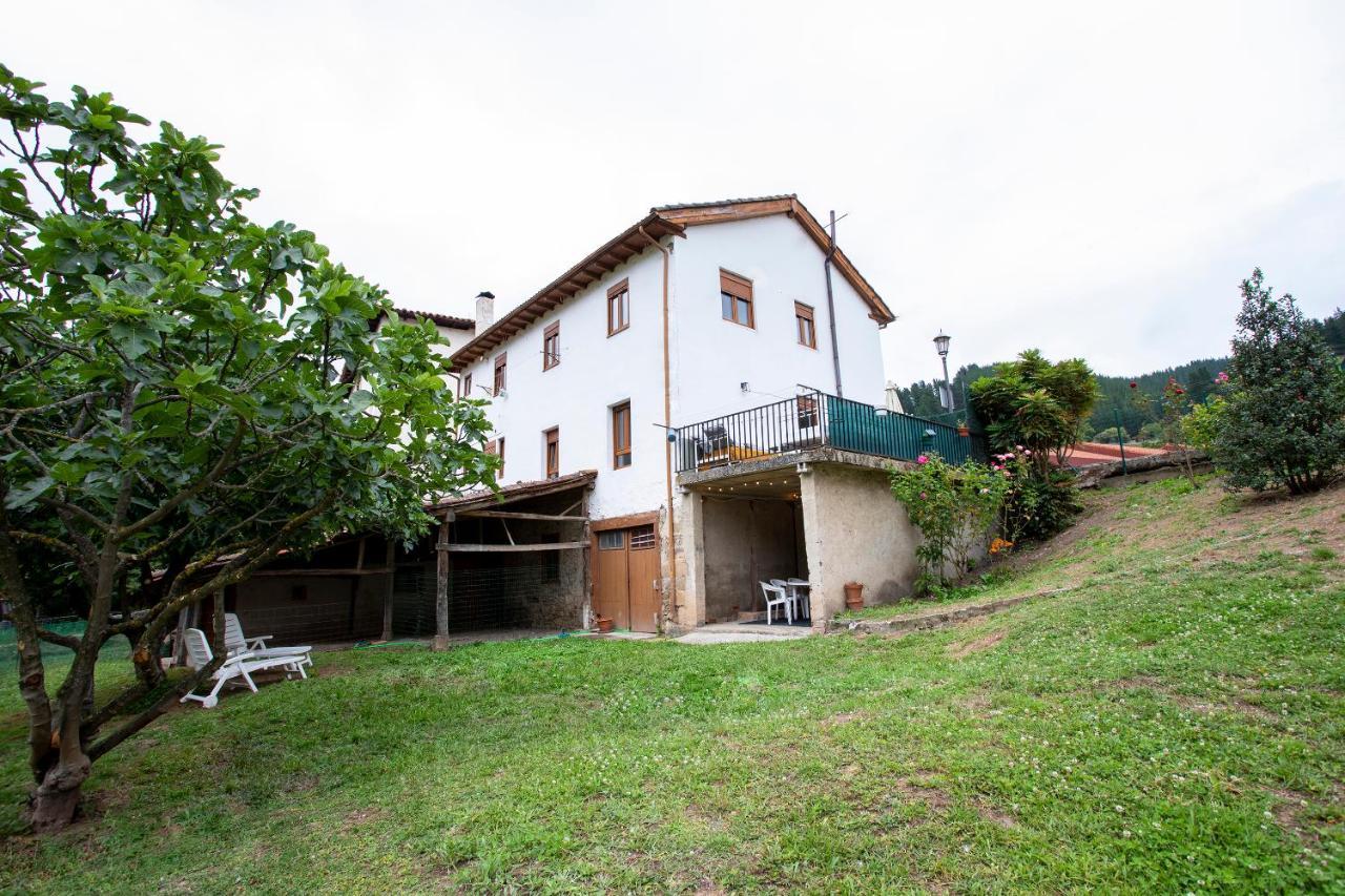 Casa Blanca Apartment *