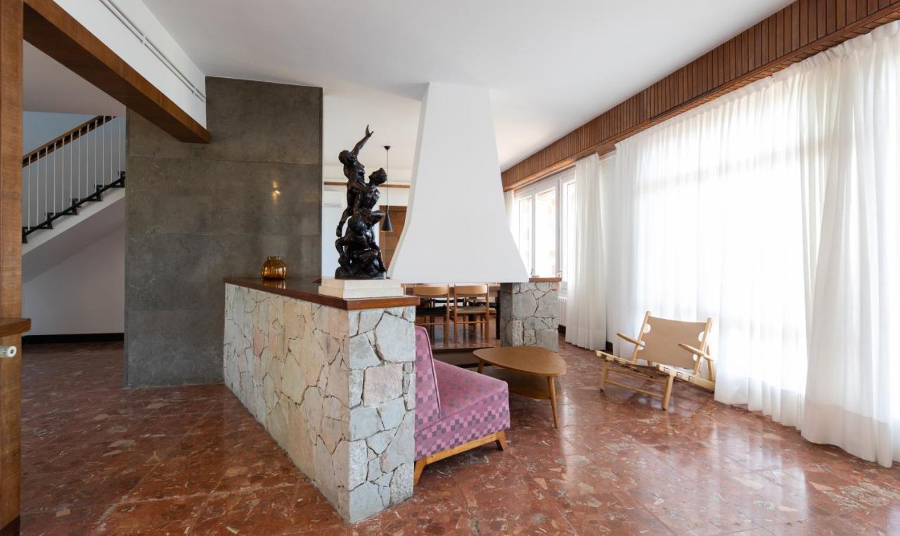 Bagues Villa Mataro