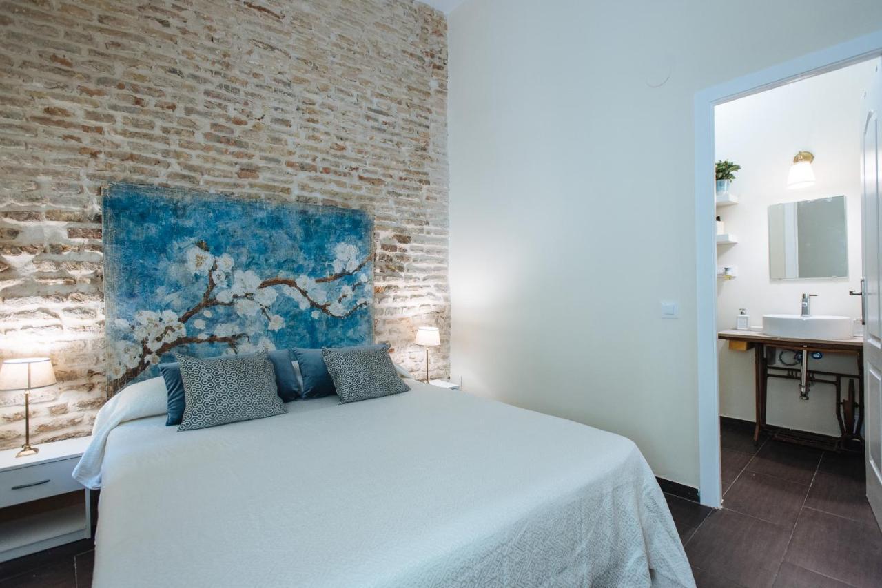 Cozy In House-palace With Private Patio Apartamento *