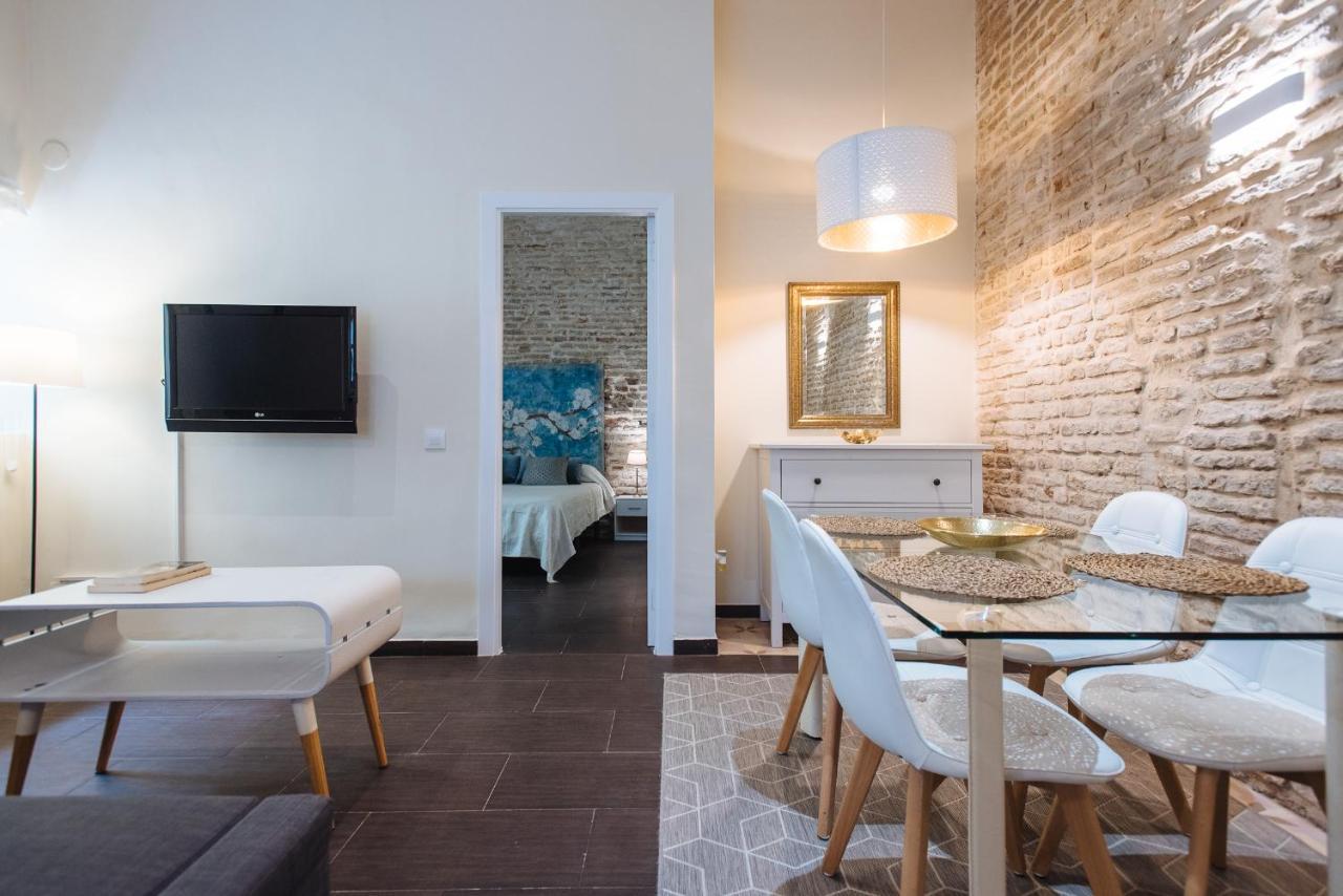 Cozy In House-palace With Private Patio Sevilla