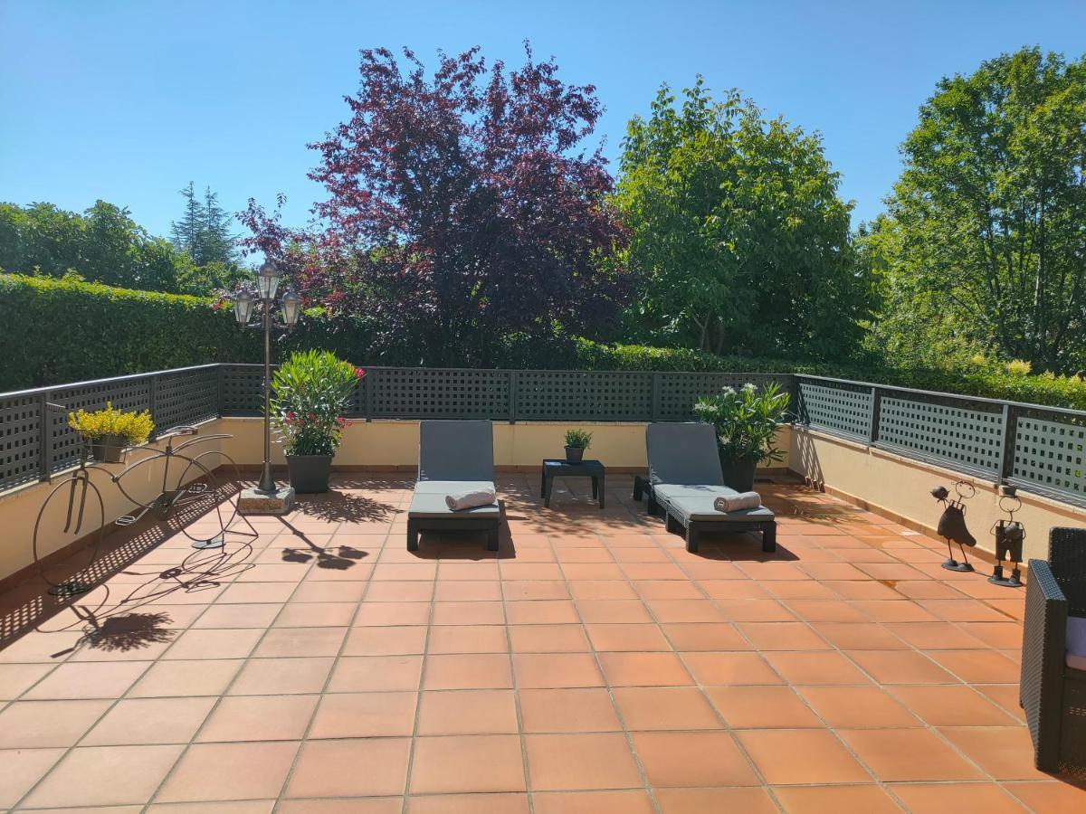 Loft Abantos - 120m2 Mas Terraza Y Jardin Independiente Apartment