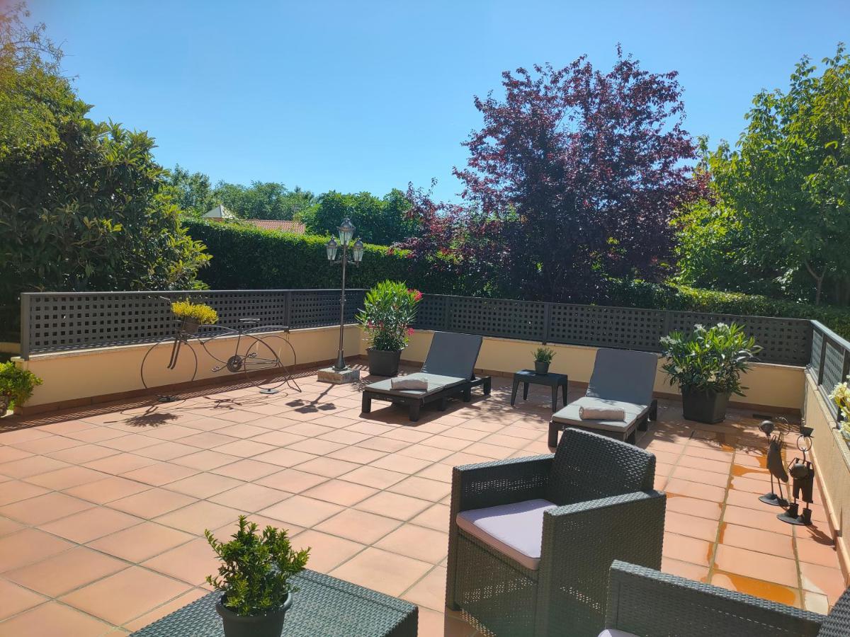 Chalet Loft Abantos - 120m2 Más Terraza Y Jardín Independiente