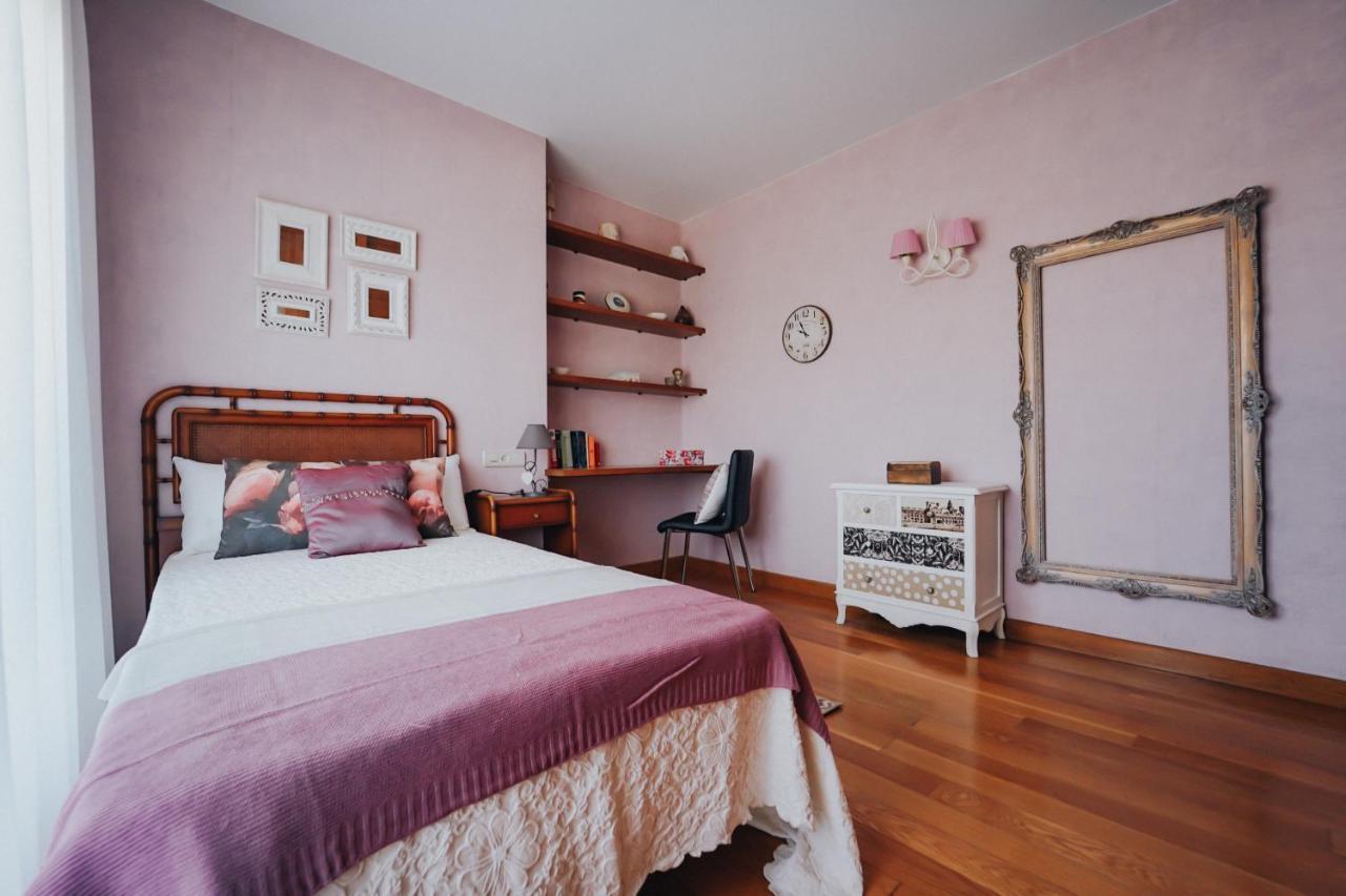 Apartment Con Piscina A Pie De Playa *