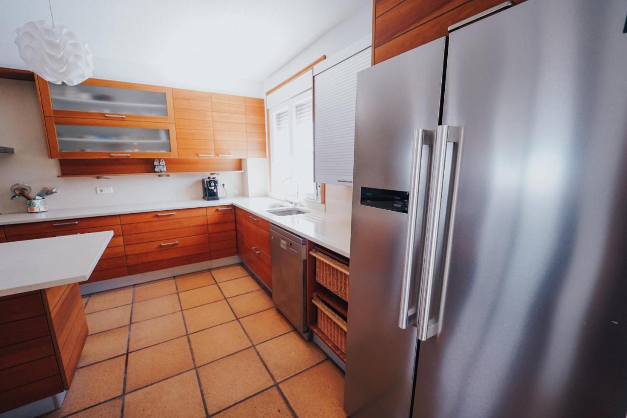 Apartment Con Piscina A Pie De Playa *
