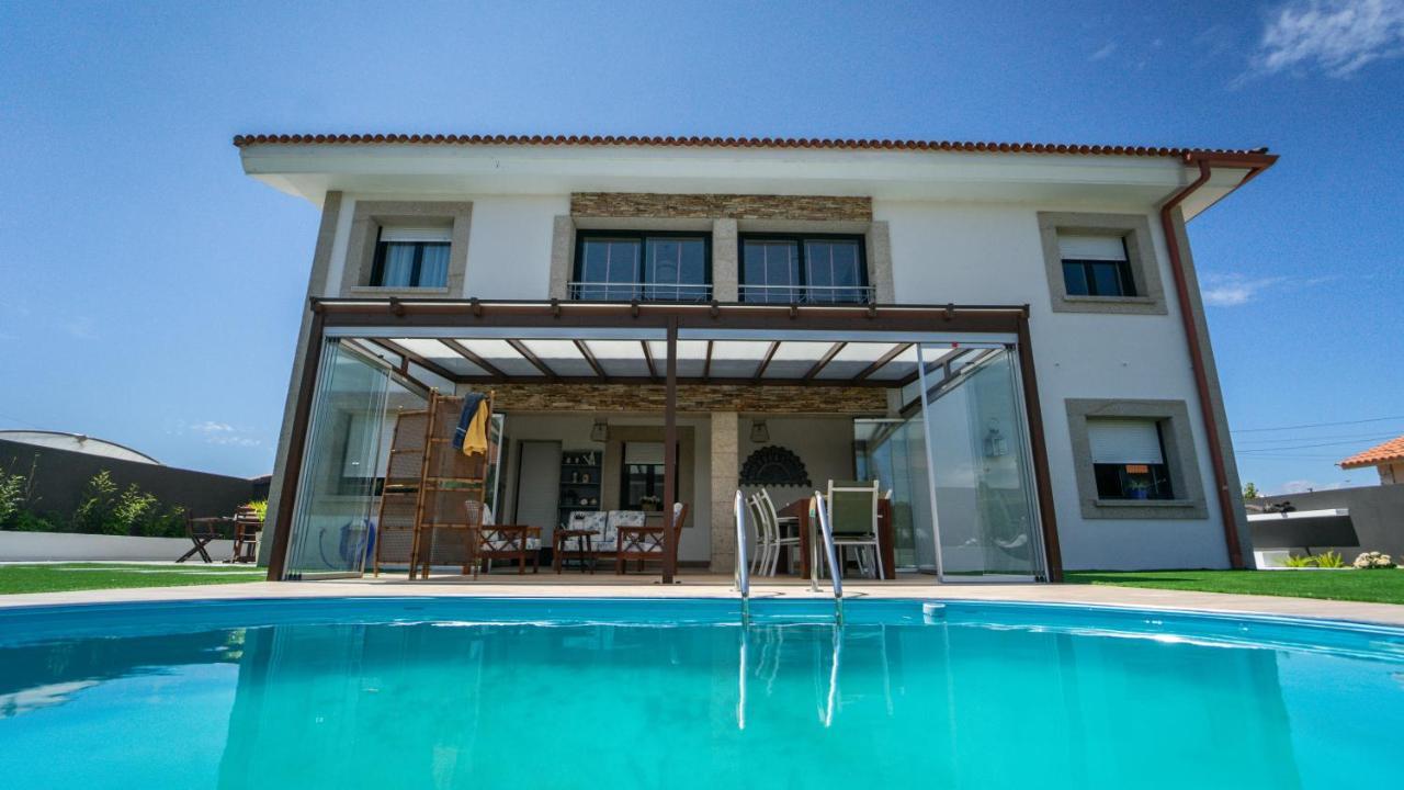 Apartment Con Piscina A Pie De Playa *