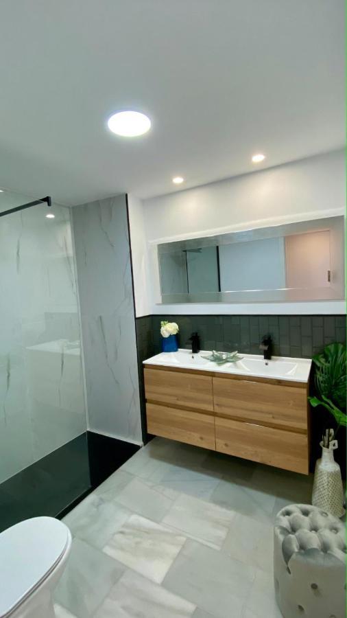 Apartamento Ikram Front Beach Bermuda Beach Estepona