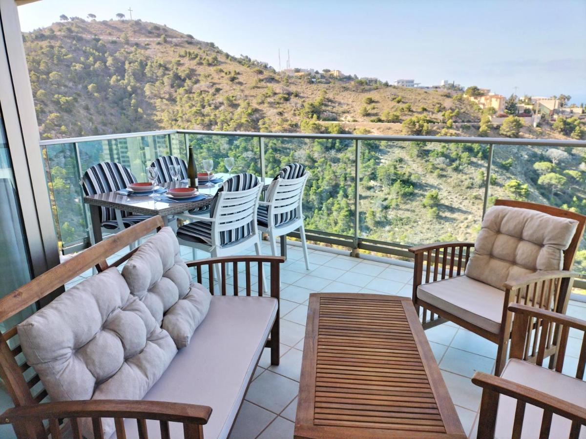 Private Balcony With Amazing Sea Views *